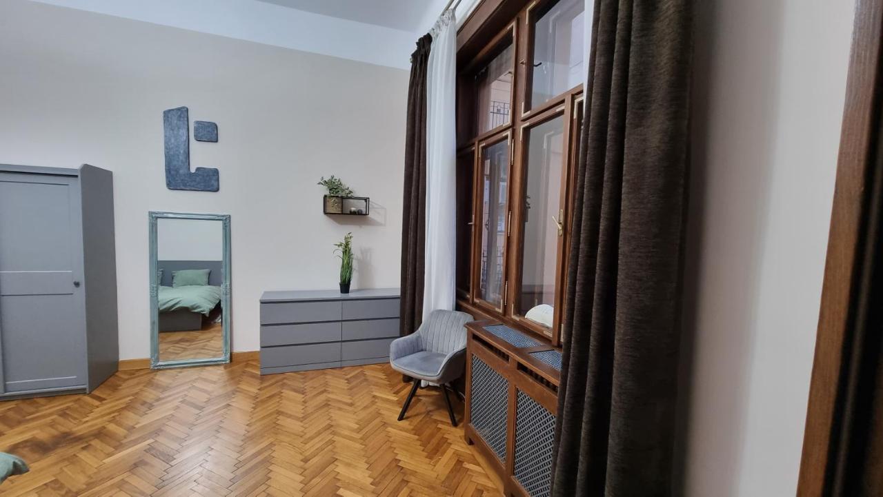 Neuhausz Suite - Ultracentral Тимишоара Экстерьер фото