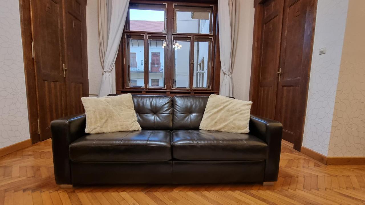 Neuhausz Suite - Ultracentral Тимишоара Экстерьер фото